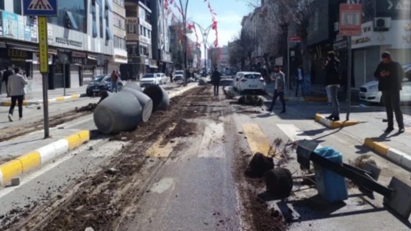 İki ilde gösteri ve yürüyüşlere yasak geldi