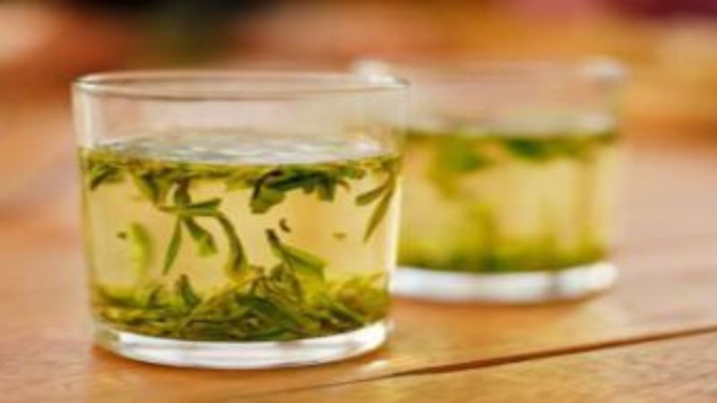 Saçınızın seyrek yerlerine sürün, 1 haftada doldurun...