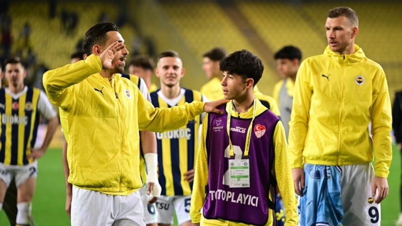 Fenerbahçe'nin 2. golünün kahramanı konuştu: Çok mutlu oldum, çok sevindim