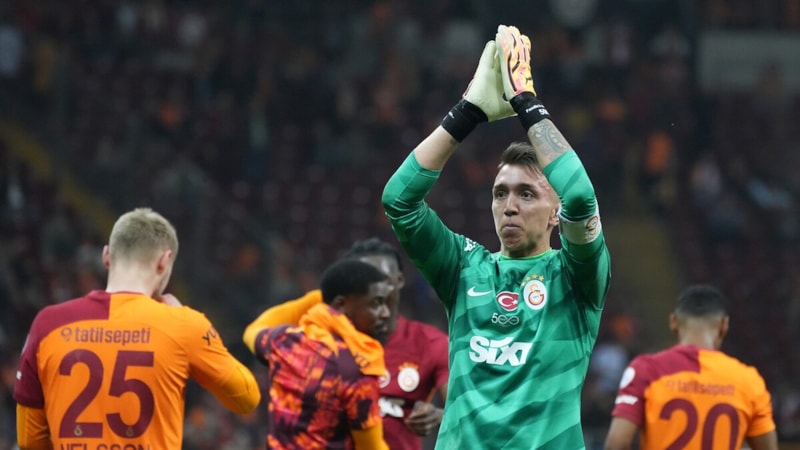 Fernando Muslera, Süper Lig'in yine en iyisi! 16. kupaya gözünü dikti