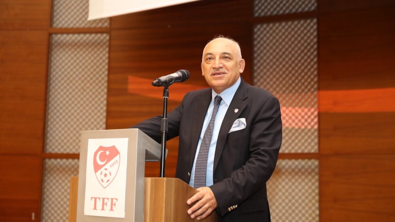 TFF depremzedelerle bayramlaşmaya gidiyor