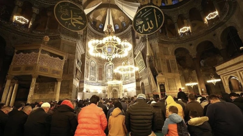 Kadir Gecesi bugün idrak edilecek! Camilere akın edecekler