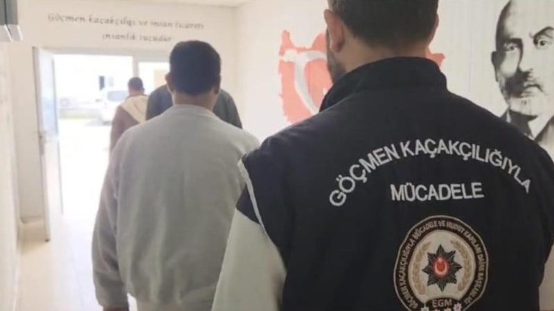 Osmaniye'de Almanya hayaliyle yola çıkan göçmenler polise yakalandı