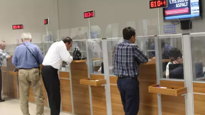 Bugün bankalar açık mı? 8 Nisan banka çalışma saatleri