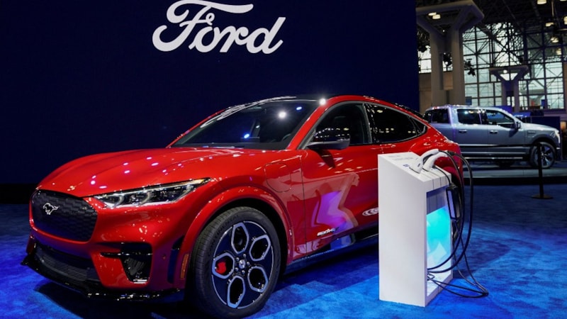 Ford'dan yeni karar: Bazı elektrikli araçlar ertelendi