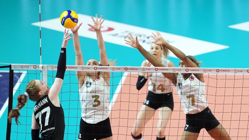 Türk Hava Yolları'nı yenen VakıfBank, avantajı eline aldı