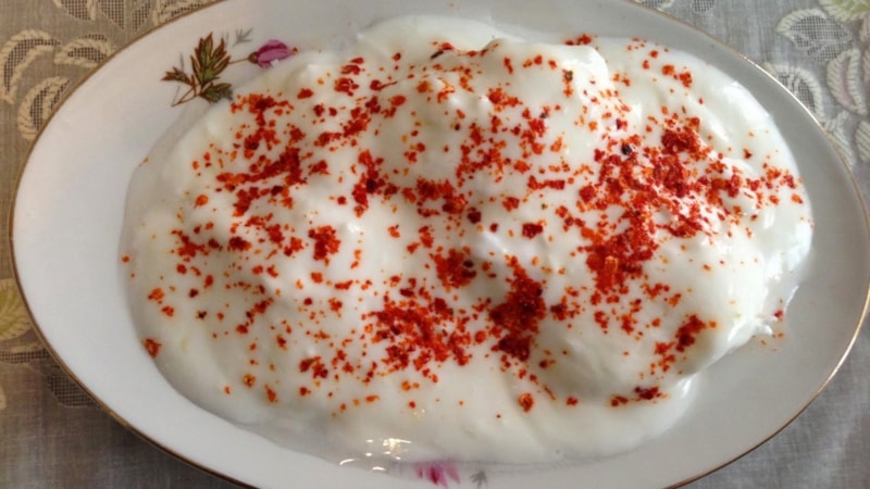 Gece uyumadan kaşık kaşık yiyin, sabaha 2 beden incelin