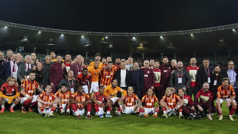 Sahadan çekilen Fenerbahçe'nin cezası belli oldu! Süper Kupa Galatasaray'ın...