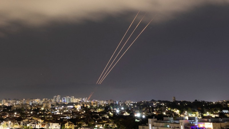 İran, ABD'yi İsviçre aracılığıyla uyardı: Müdahale ederseniz üslerinizi vururuz