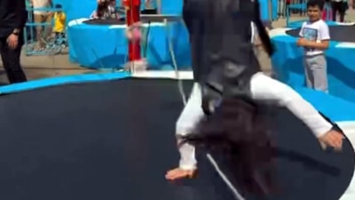 Avcılar'da trambolin salıncaktaki çocuk, kemeri açılınca savrularak düştü