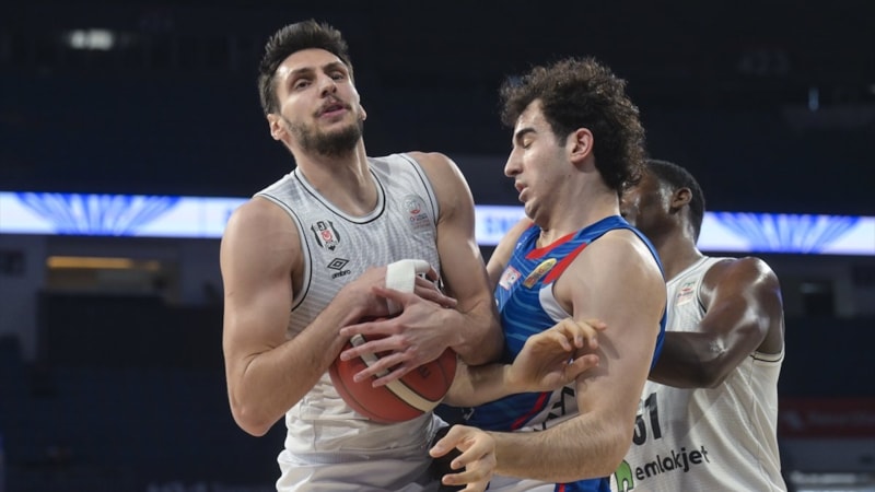 Anadolu Efes, Beşiktaş'ı mağlup etti