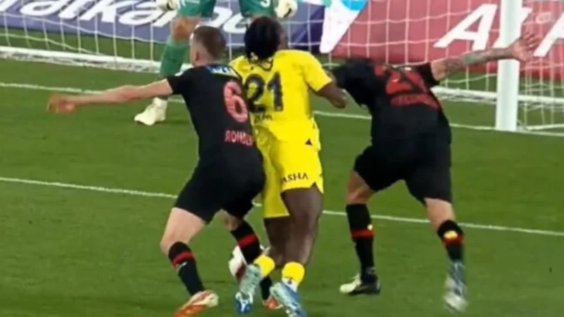 Portekizli VAR hakeminden Tugay Kaan Numanoğlu'na iki kez izleme tavsiyesi