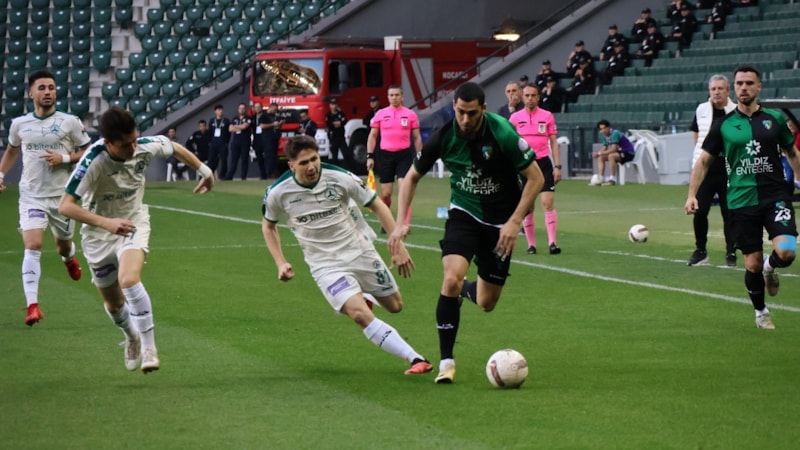 Kocaelispor - Giresunspor maçında liste krizi yaşandı