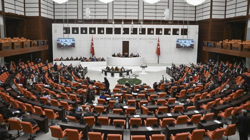 Meclis'te yönetici kadrosunun üçte biri kadın