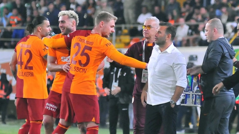 Okan Buruk'tan Serge Aurier'ye teşekkür