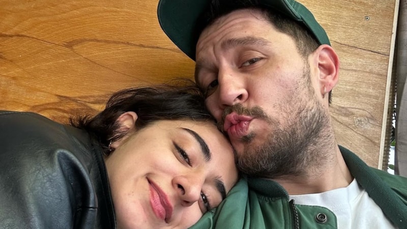 Sergi pozları olay olmuştu! Uraz Kaygılaroğlu yeni sevgilisiyle verdiği pozları paylaştı