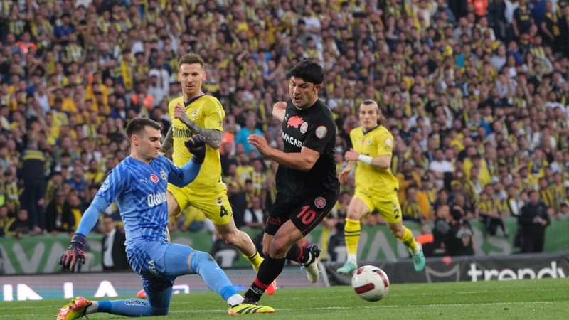 İsmail Kartal, Dominik Livakovic ile görüştü