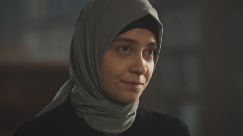 Kızıl Goncalar’ın Feyza’sı Zehra Kelleci’nin o hallerini gören şaştı kaldı! “Aman Sadi görmesin…”