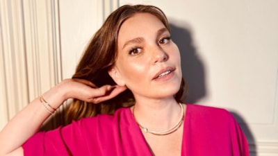 Oyuncu Aslı Enver'in Brüksel pozlarına beğeni yağdı! 'Hayat kısa, daha çok Belçika çikolatası yiyin'