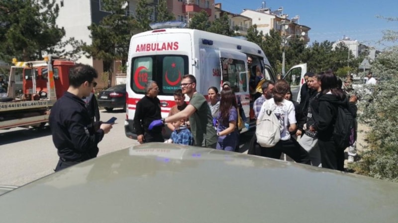 Isparta'da ehliyetsiz sürücü iki aracın kaza yapmasına neden oldu