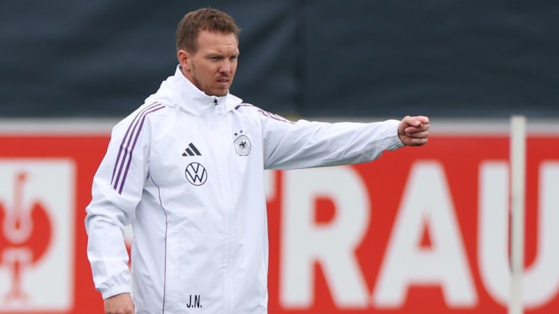 Almanya, Julian Nagelsmann'ın sözleşmesini yeniledi