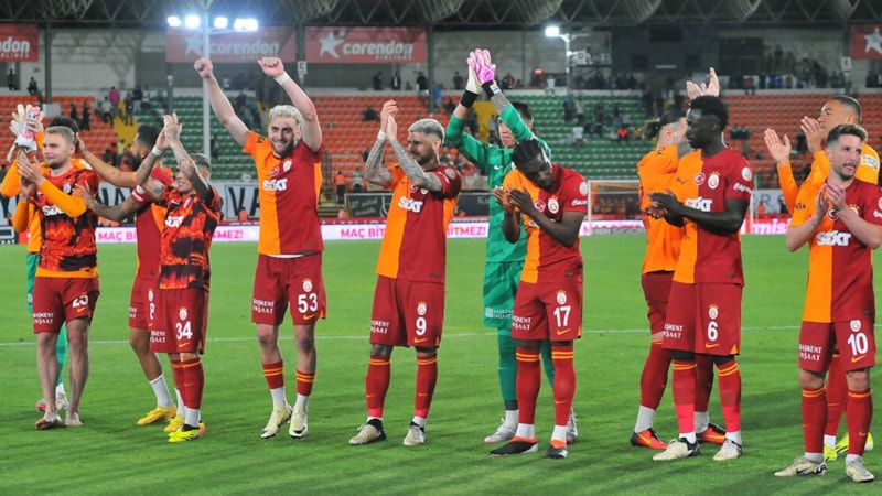 Süper Lig tarihinde Galatasaraylıyı heyecanlandıran istatistik: Uzak ara şampiyon...