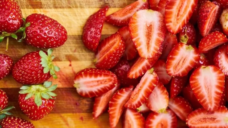 Çileğin faydaları nelerdir? Çilek neye iyi gelir?