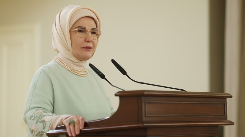 Emine Erdoğan'dan 23 Nisan paylaşımı