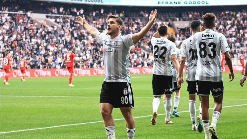 Beşiktaş'a derbi öncesi Semih Kılıçsoy müjdesi