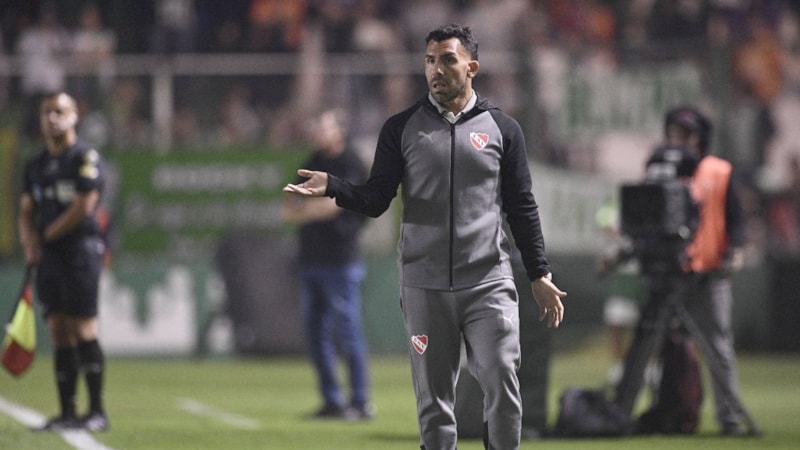 Carlos Tevez, hastaneye kaldırıldı