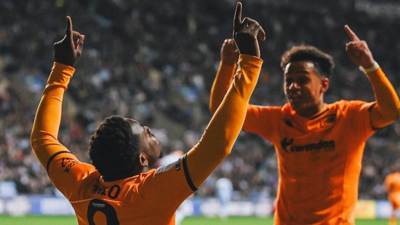 Hull City'den play-off için önemli galibiyet