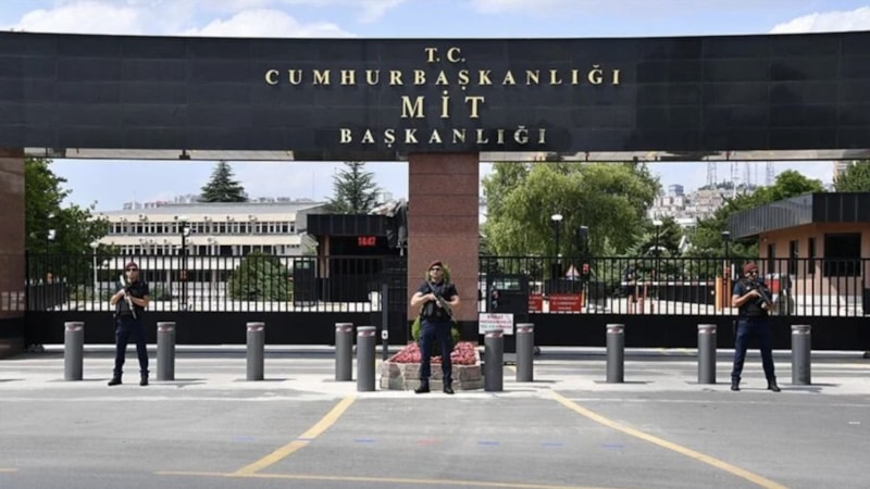 MİT'ten Barış Pınarı bölgesinde operasyon: DEAŞ'ın 2 sözde sorumlusu yakalandı