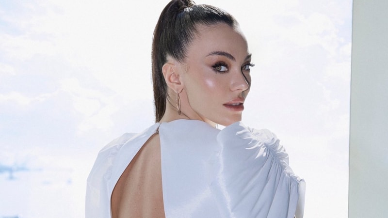 Oyuncu Tuvana Türkay hastanelik oldu