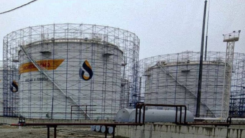 Rusya'da kamikaze İHA saldırılarına önlem: Petrol rafinerilerini kafese aldılar