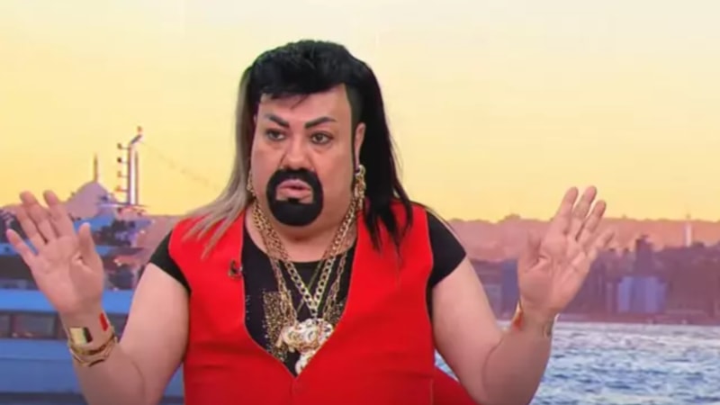 Zeynep Bastık'ın doğum gününe gitmişti! Aldığı ücreti açıkladı