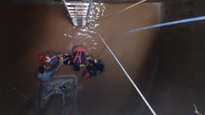 Mardin'de su kuyusuna düşen temizlik işçisi kurtarıldı