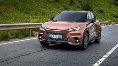 Lexus Türkiye, yeni SUV modeli LBX'i tanıttı: İşte fiyatı