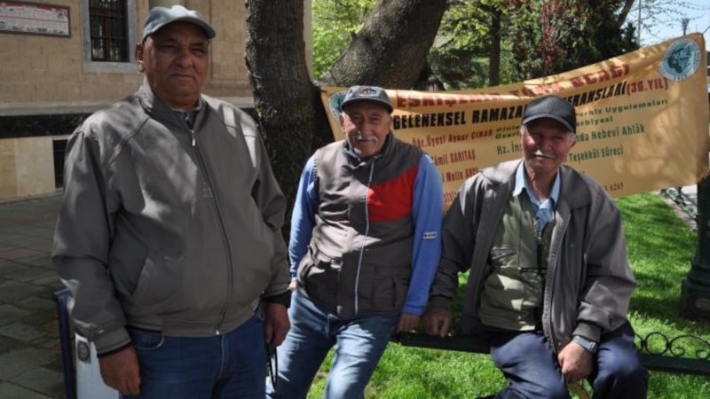 İş yoğunlukları arttı: Hamallar günde 3 bin lira kazanıyor