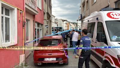 Kütahya'da eşiyle ilgili dedikodu yaptığını iddia ettiği kuaför ve müşterisini öldürdü