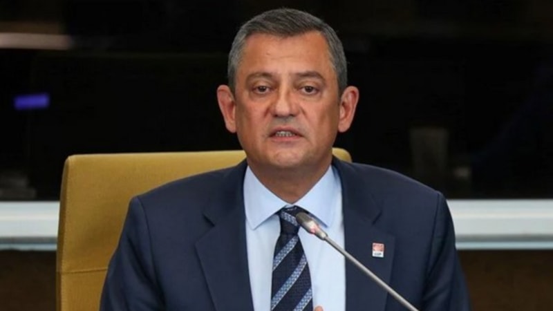 Özgür Özel, CHP'nin eski genel başkanlarıyla görüştü