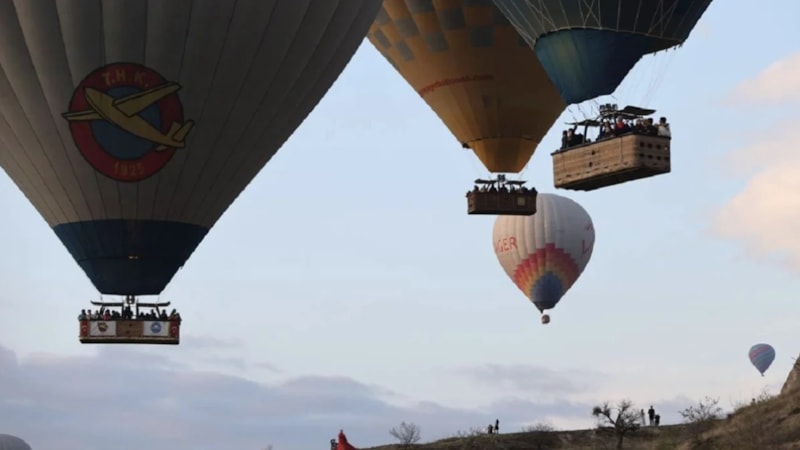 Türkiye'de 747 bini aşkın turist balonla uçtu
