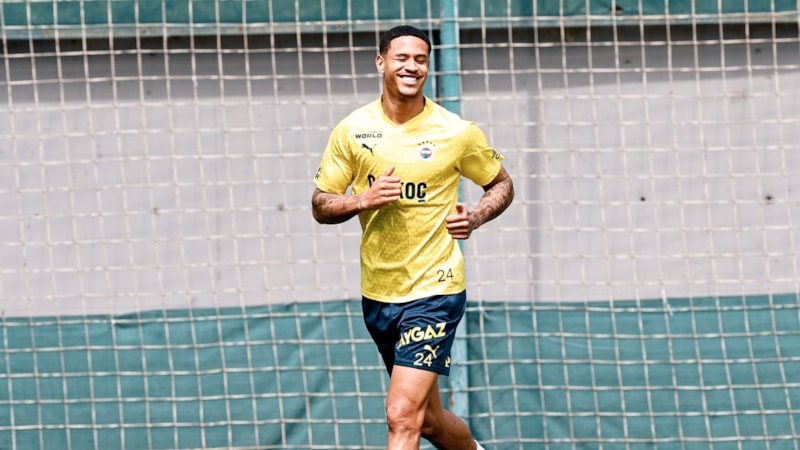 Jayden Oosterwolde, çalışmalara başladı