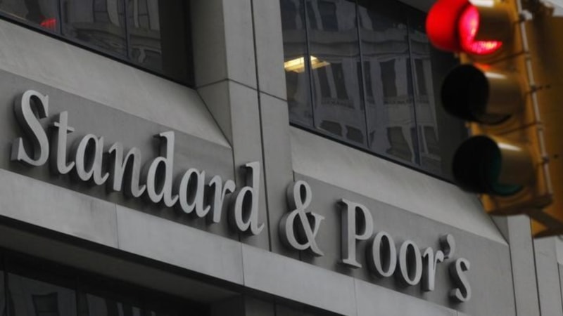 S&P'den Türkiye kararı: Kredi notu yükseltildi