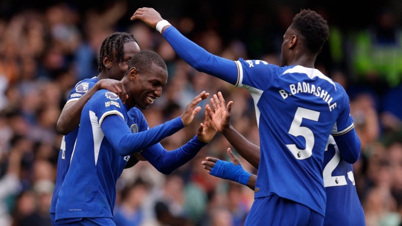 Chelsea, West Ham United'a fark attı