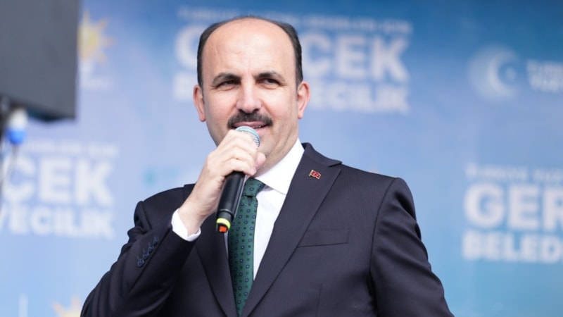 Sosyal belediyecilik Başkan Altay'ın işi: Sessiz sedasız öğrencilere yıllık 126,5 milyon destek