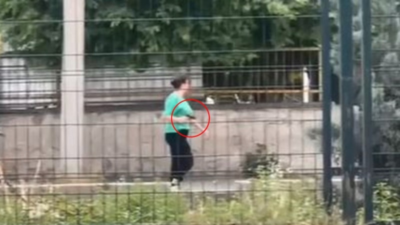 Mardin’de kız öğrenci tabancayla okul kapısına dayandı