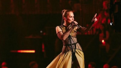 Ünlü şarkıcı Sertab Erener, seneler sonra yeniden Eurovision'da sahneye çıktı