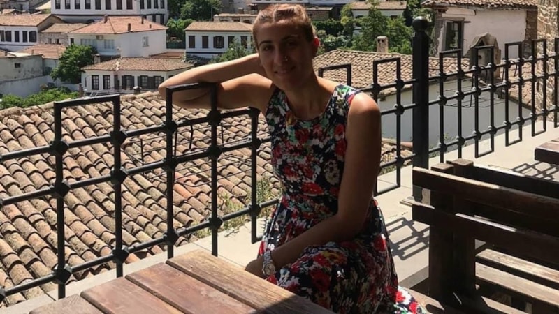 Antalya'da motosiklet otomobille çarpıştı: 1 kadın yaşamını yitirdi