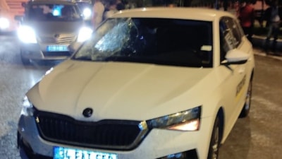 Diyarbakır’da yolun karşısına geçmek isteyen genç kıza otomobil çarptı