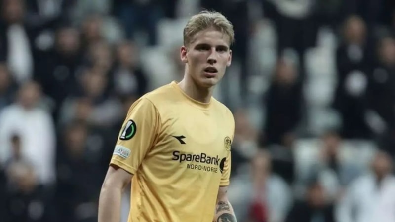 Galatasaray gündemine Albert Gronbaek'i aldı